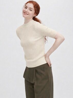 Uniqlo U 100% Wool Ribbed Mock Neck Short Sleeve Knit Sweater Size S